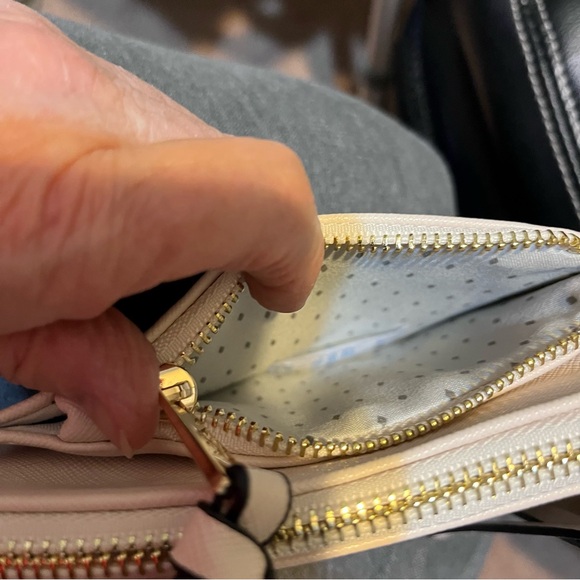 Vanessa Williams lush zip pouch with dust bag - Picture 6 of 7